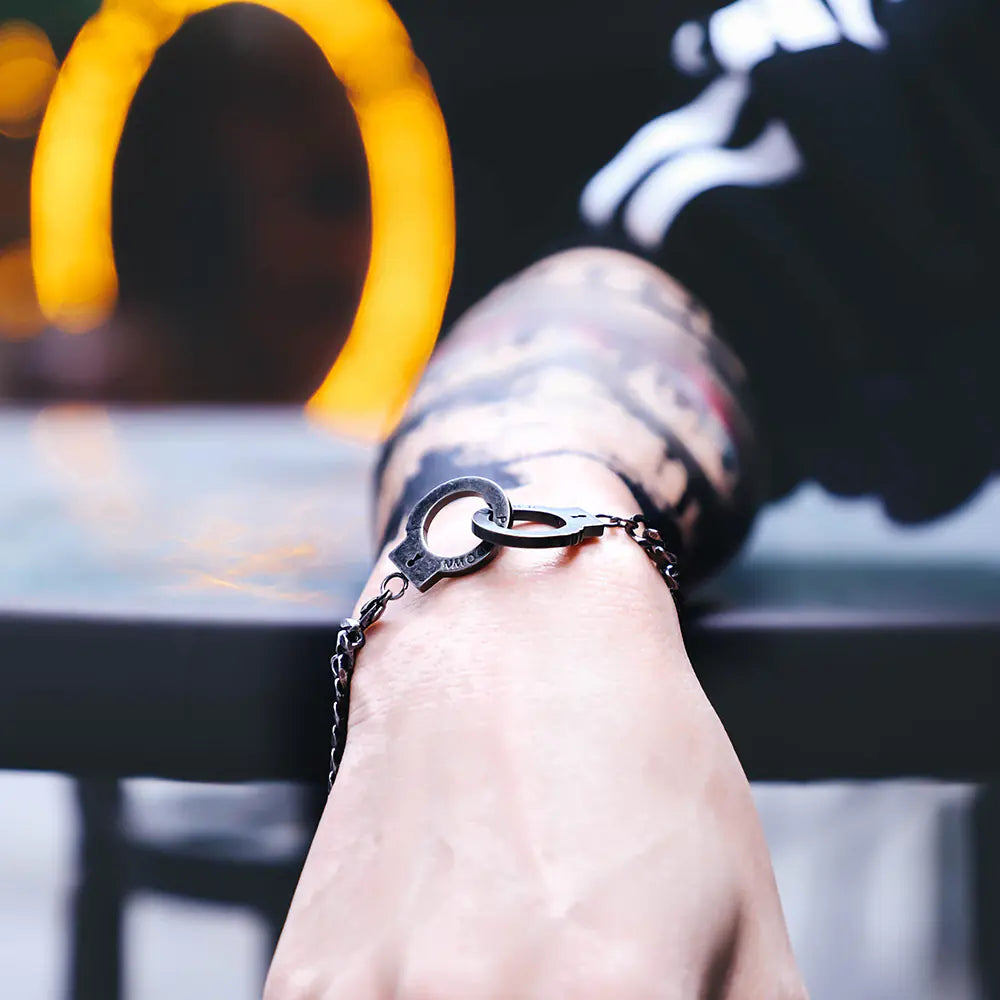 Trendy Concave Letter Bracelet with Hemp Flower Chain