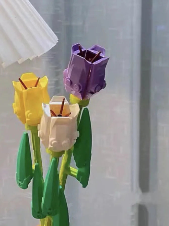 Lego-Compatible Bouquet with Roses and Sunflowers