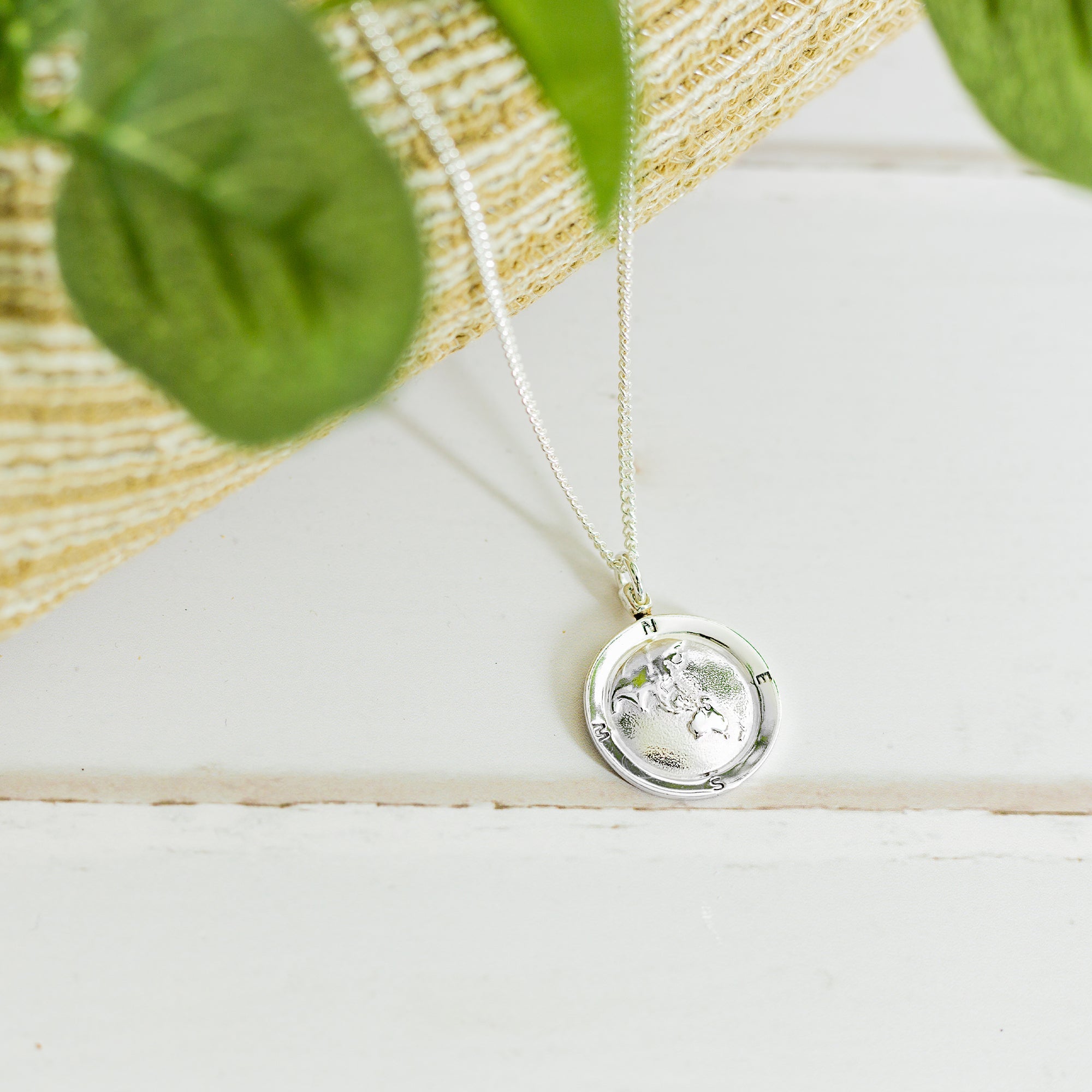 Australasia Map Globe Personalised St Christopher - Silver Chain - Jays Shop uk