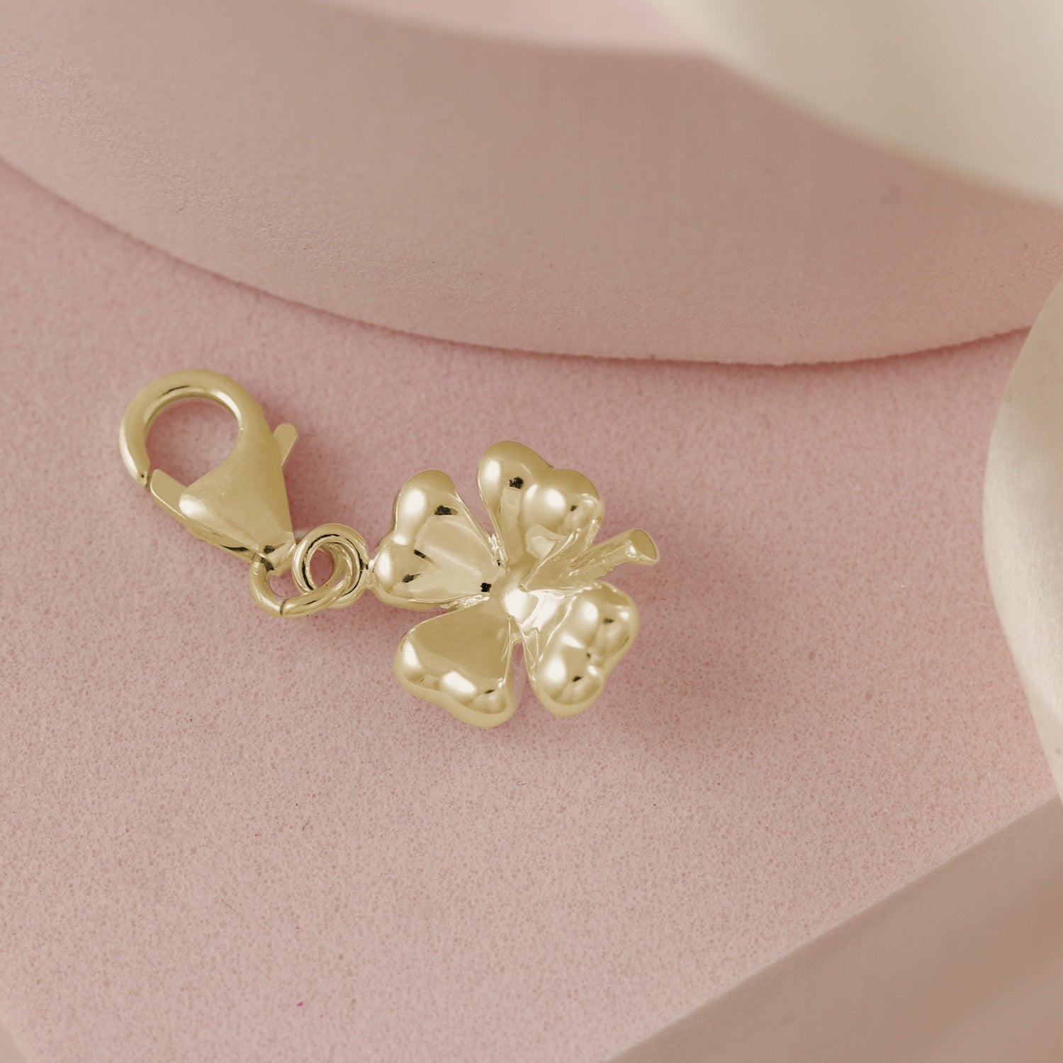 Four Leaf Clover Silver Charm - Jays Shop uk