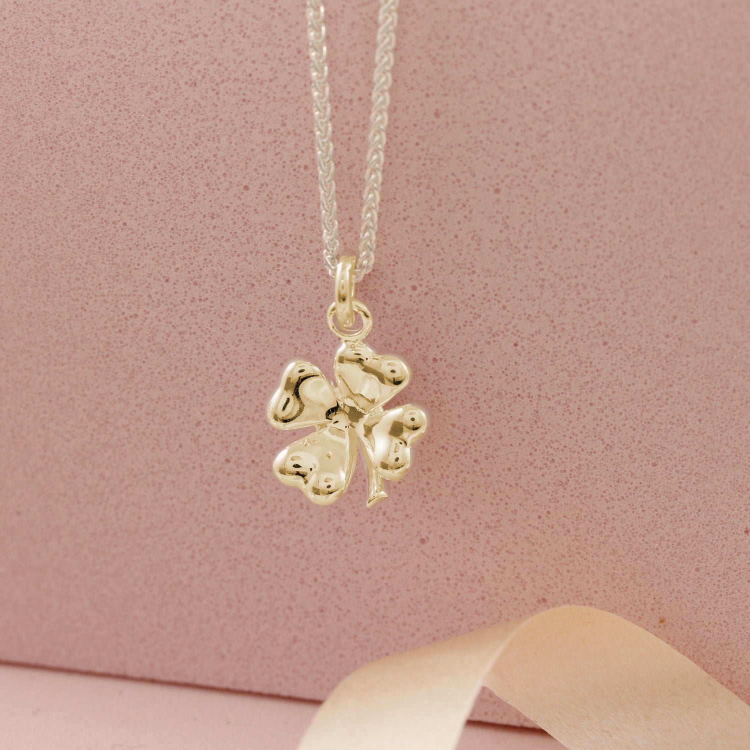 Four Leaf Clover Silver Charm - Jays Shop uk