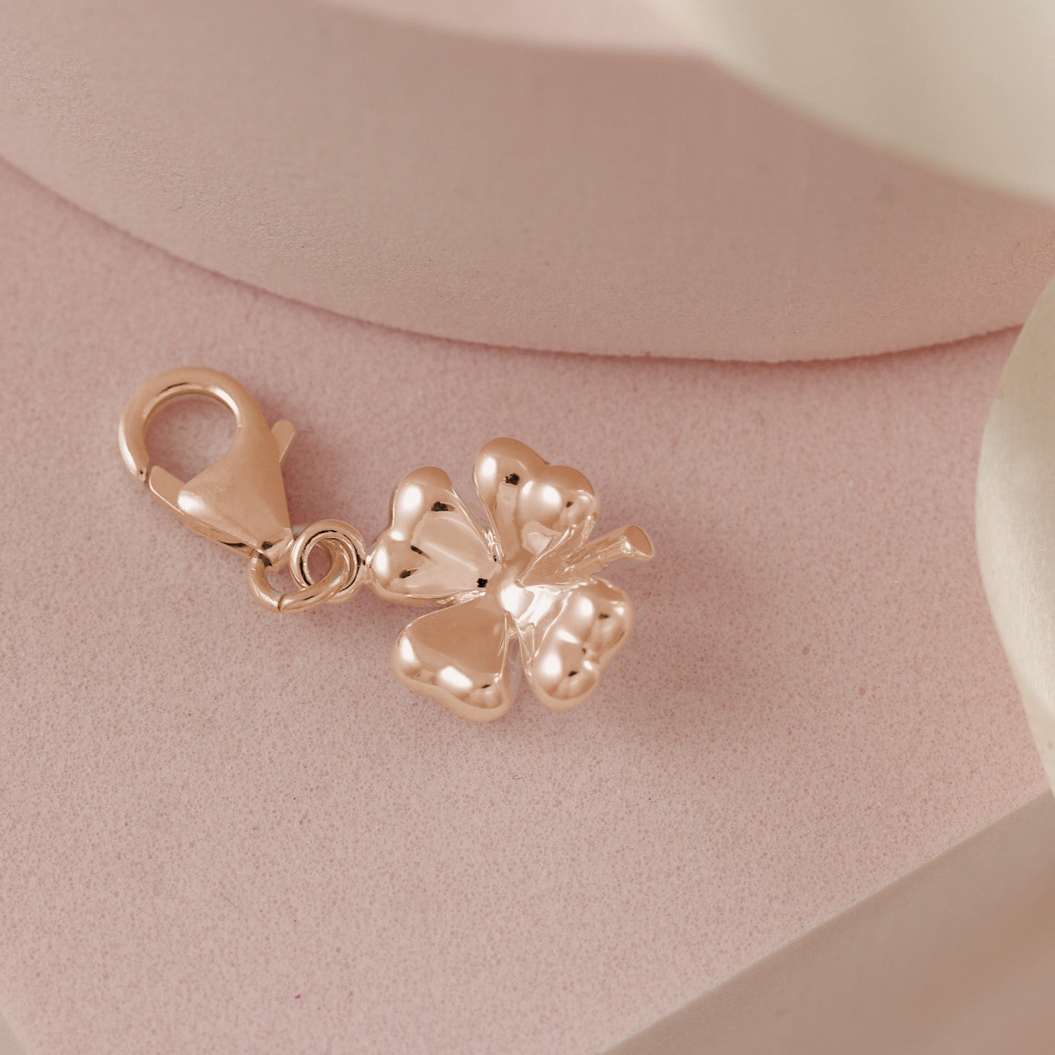 Four Leaf Clover Silver Charm - Jays Shop uk