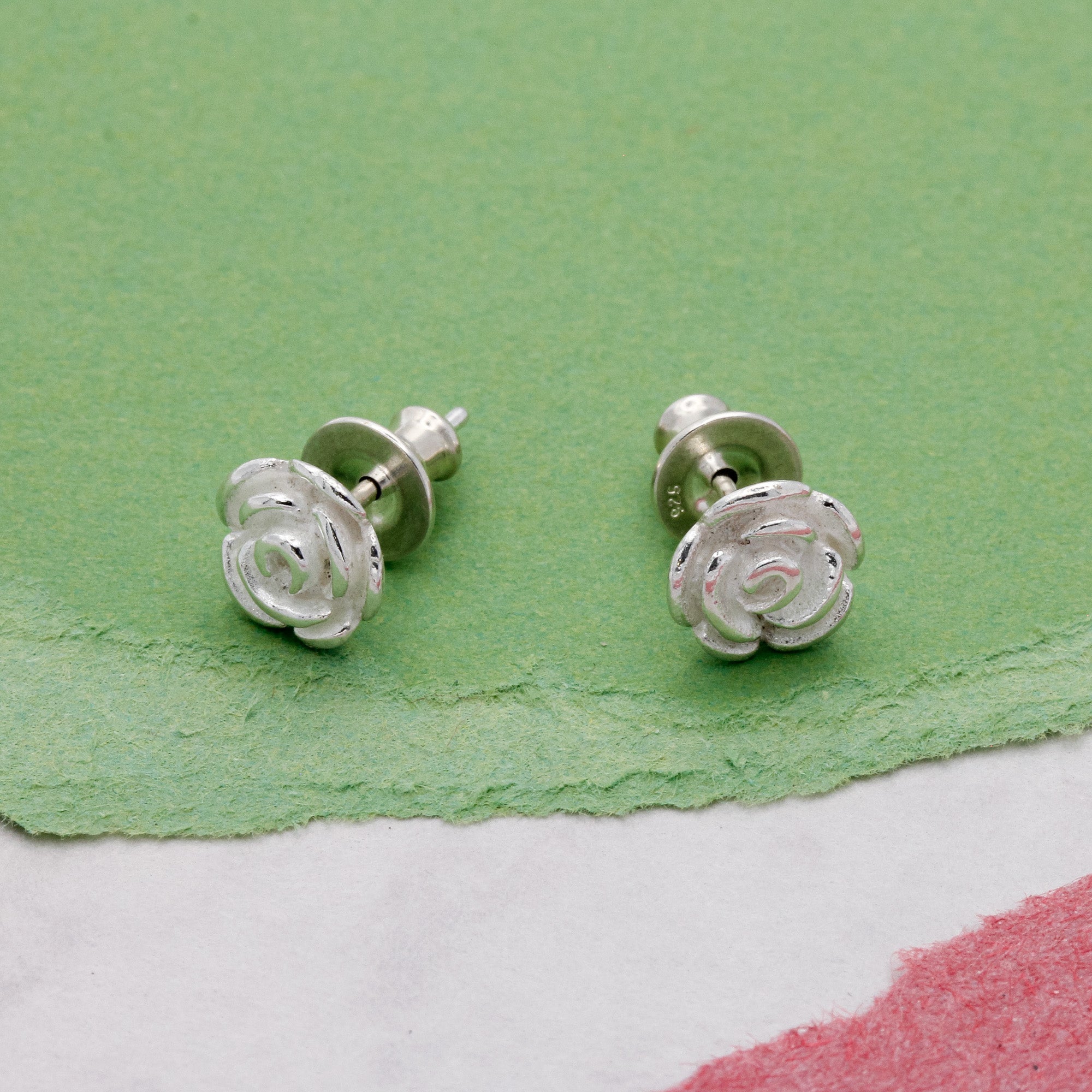 Rose Flower Silver Stud Earrings - Jays Shop uk