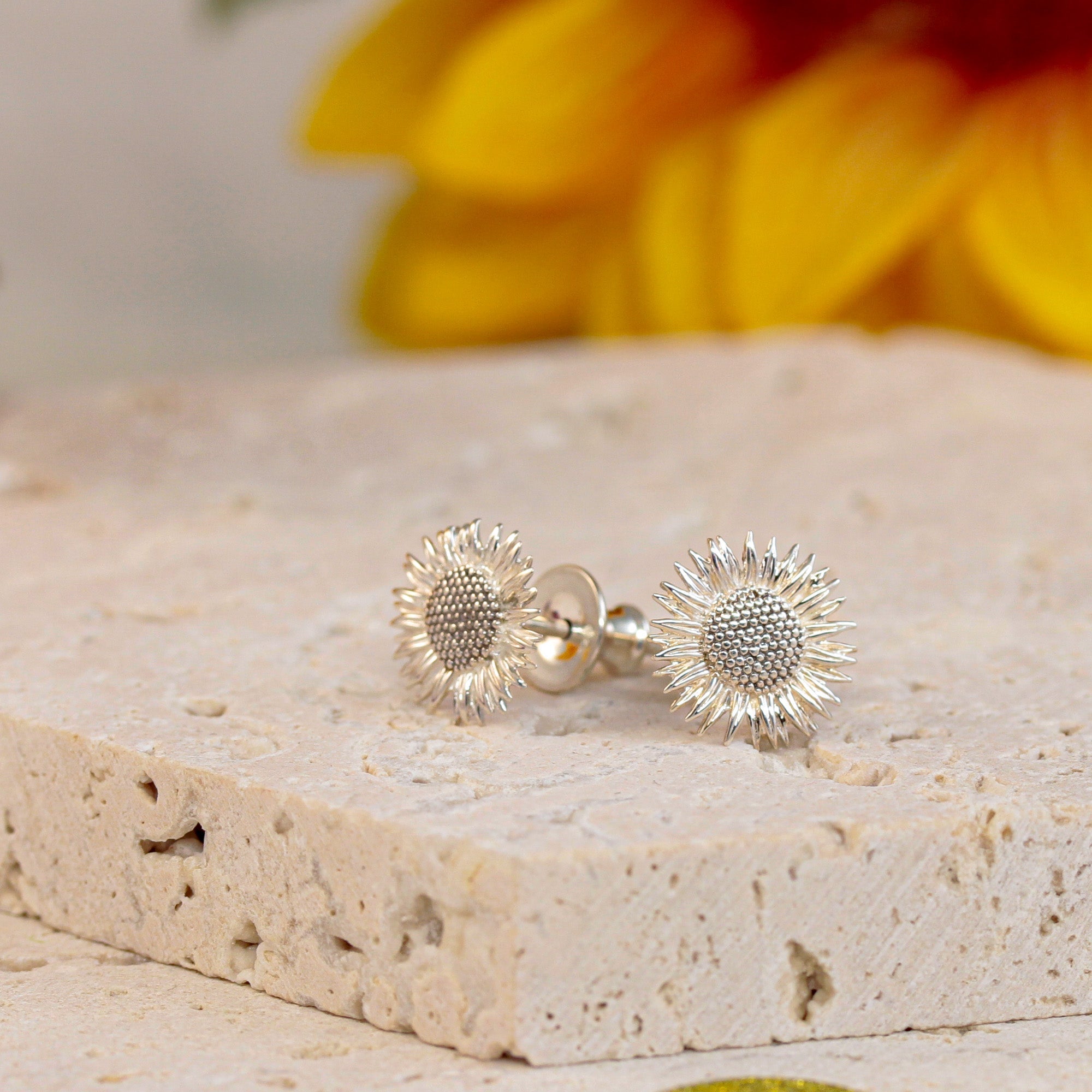 Sunflower Silver Stud Earrings - Jays Shop uk